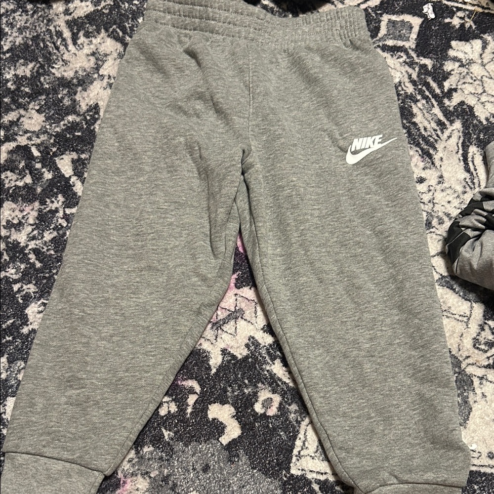 Nike Kids Heather Gray Joggers